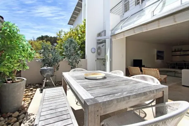 Dunkeld in Camps Bay – photo 19