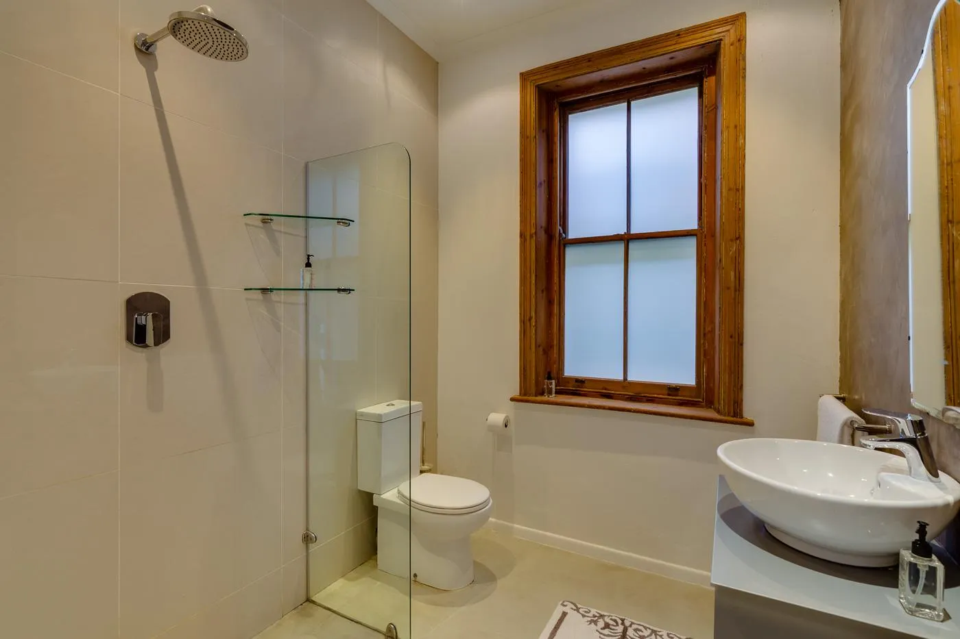 property_25e0475b-b3a6-4ece-923c-0856637f43e3_15