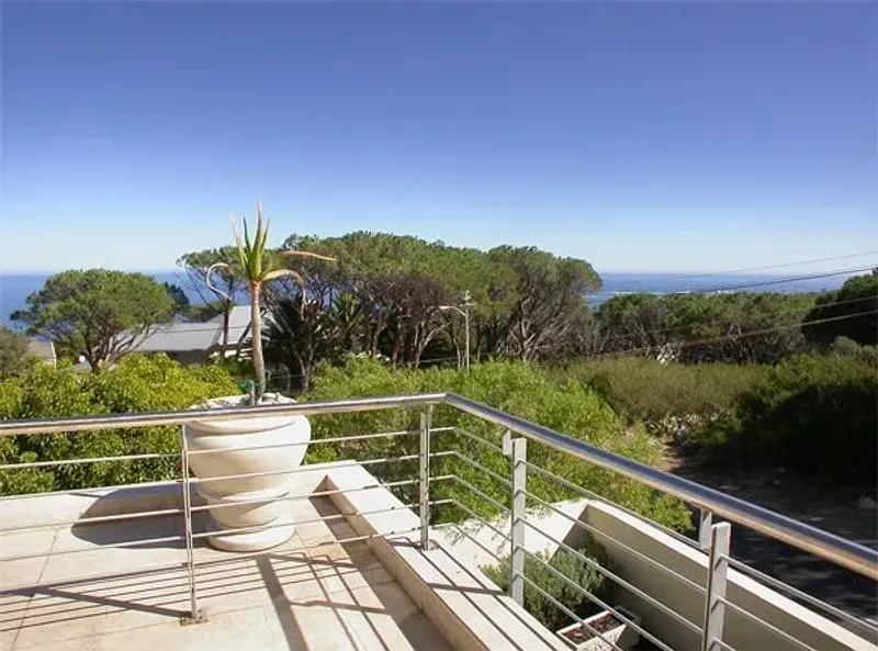 Dunkeld Village in Camps Bay – photo 6