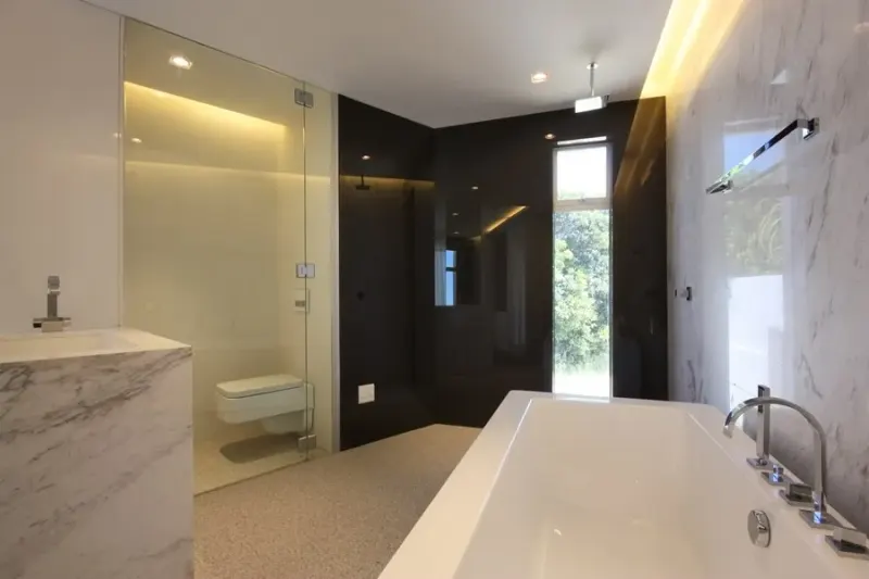 Victoria Rd Luxury Penthouse in Bakoven – photo 4