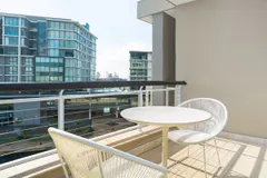 Quays Apartment in Foreshore – photo 6 thumbnail