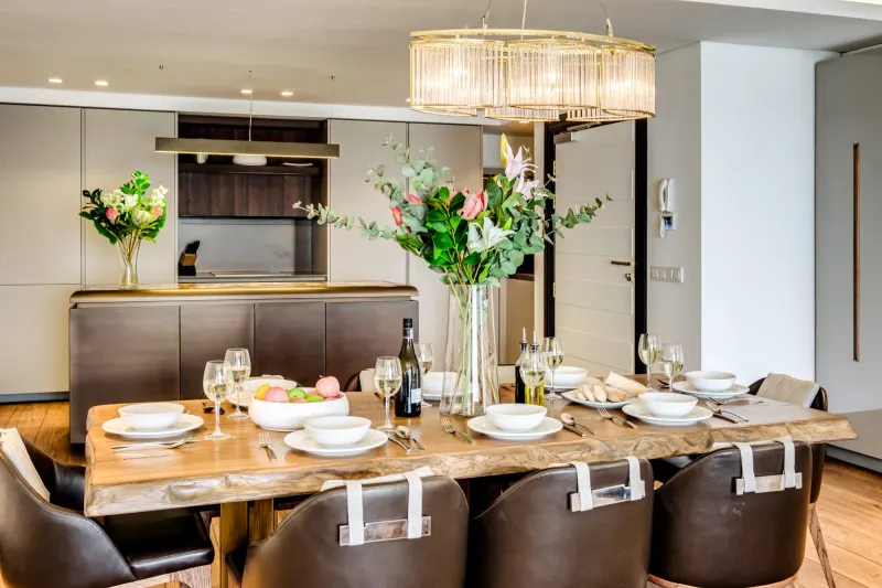 Dunmore Luxe in Clifton – photo 8