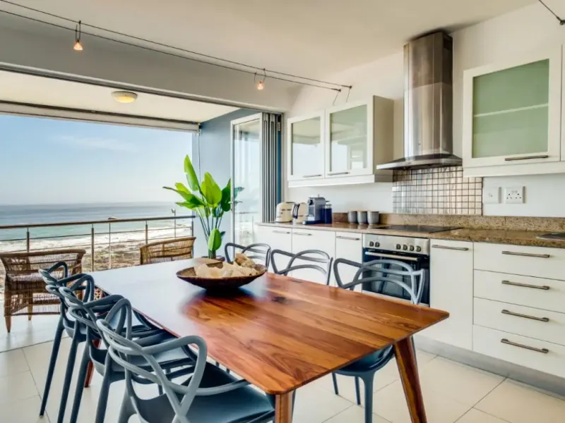 Atlantic Vista in Mouille Point – photo 4