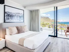 Oceans 33 Villa in Camps Bay – photo 53 thumbnail