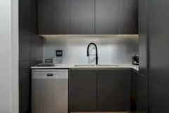 Iconic Penthouse in De Waterkant – photo 21 thumbnail