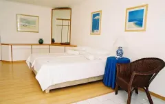 Camps Bay Upper Sunset Apartment in Bakoven – photo 2 thumbnail
