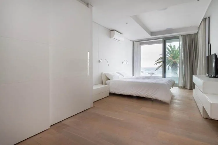 property_2775655c-8aa6-4cdc-8cc8-ed4c0e4cf227_9