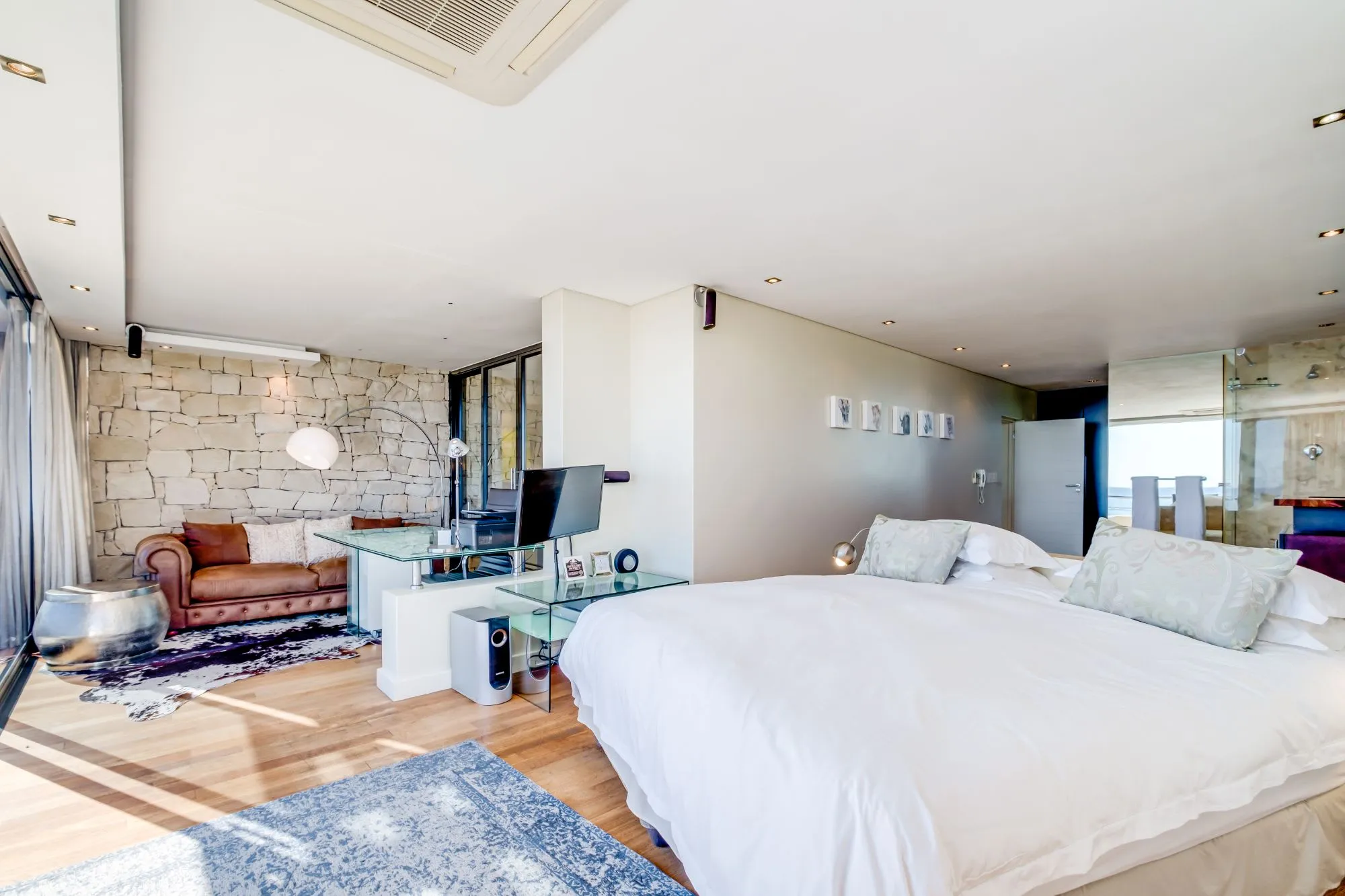 property_278cdd28-7f8c-418e-b35f-a3cb99a898b0_35