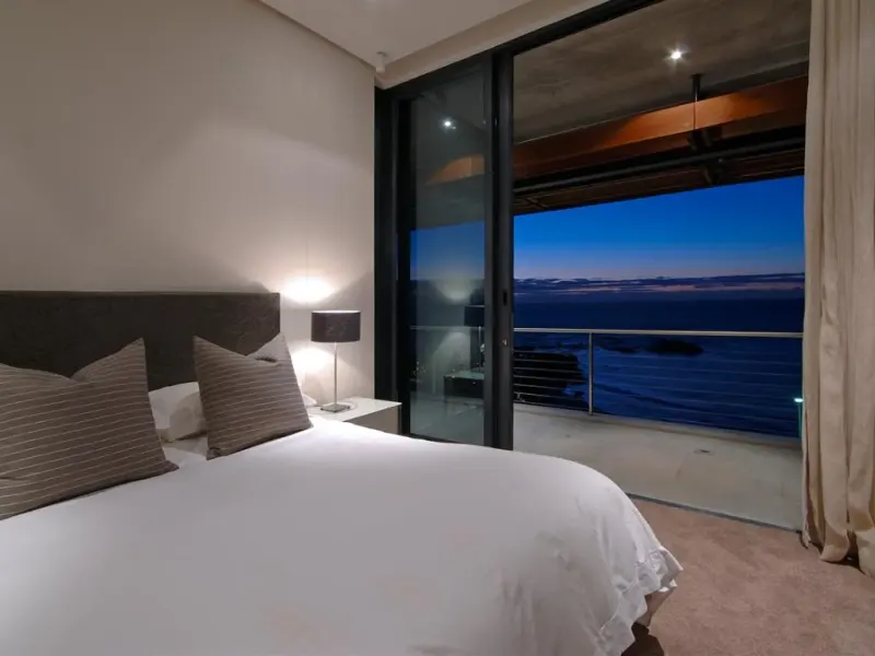 Clifton Iconic Villa in Camps Bay – photo 1