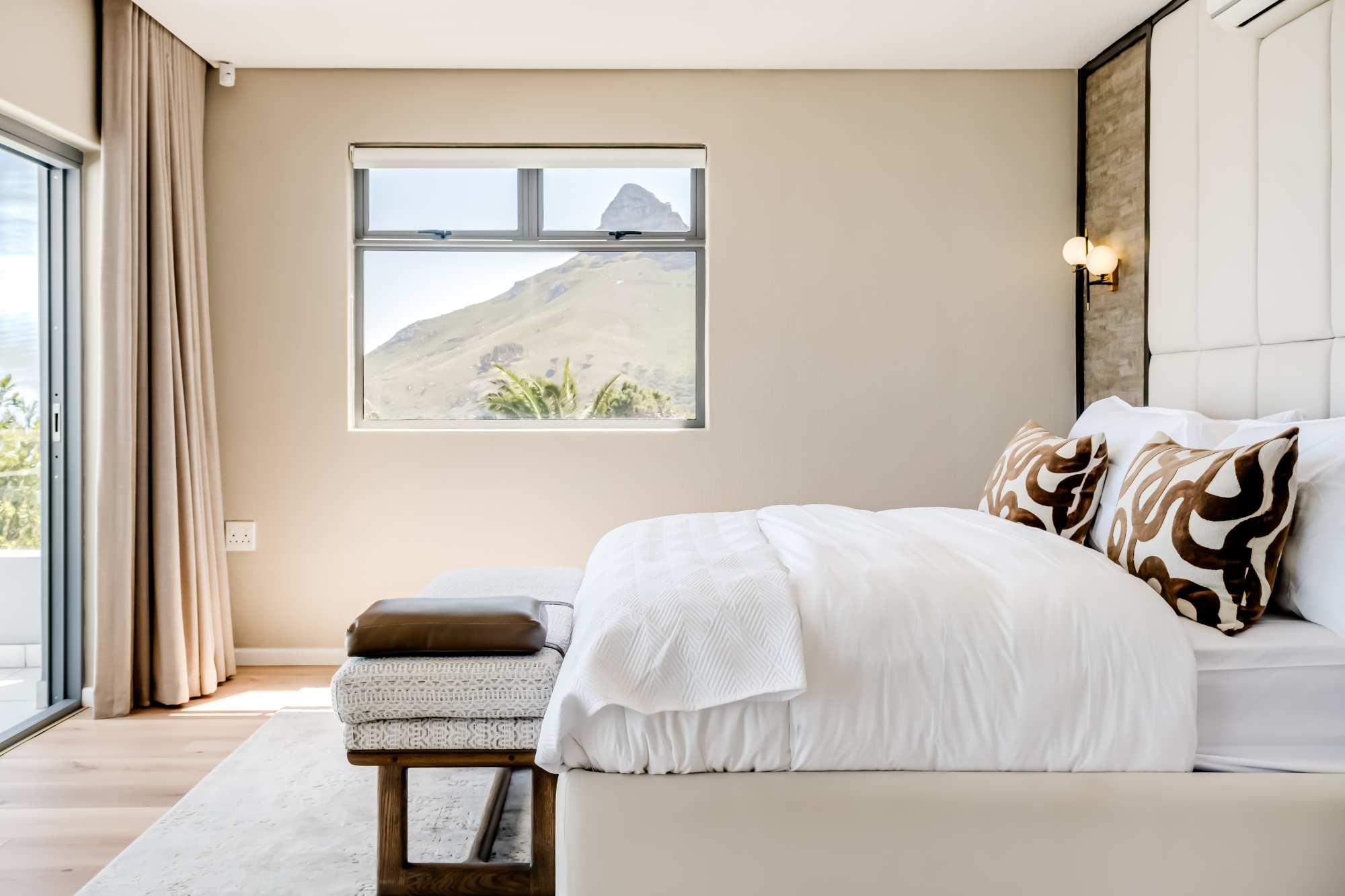 property_28986d1c-5a25-48c6-9dd1-f8ceb4b5cb6a_28