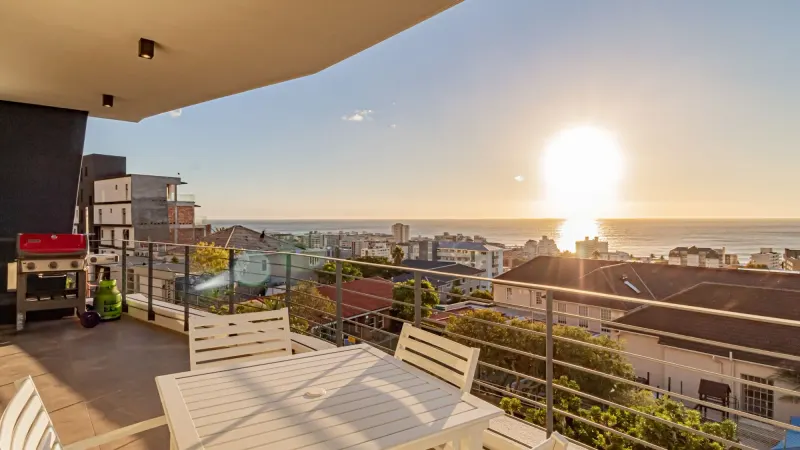 Alpha Sunsets in Sea Point – photo 28