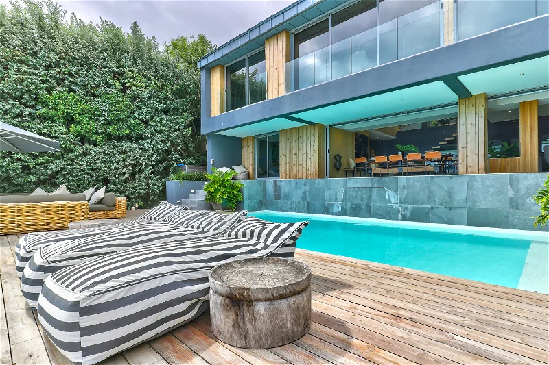 property_28f337ef-25b5-4936-a1ac-ab29252af8b8_16