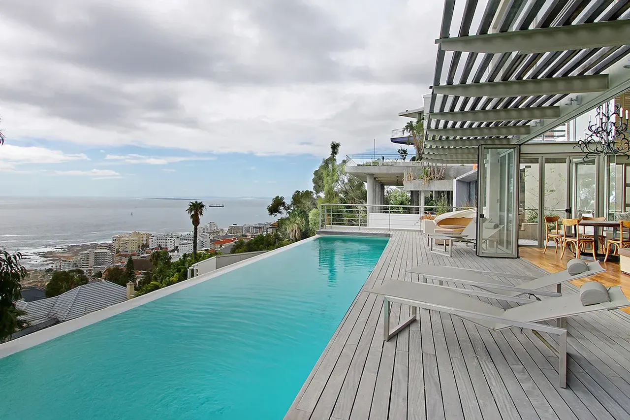 Open Villa in Bantry Bay
