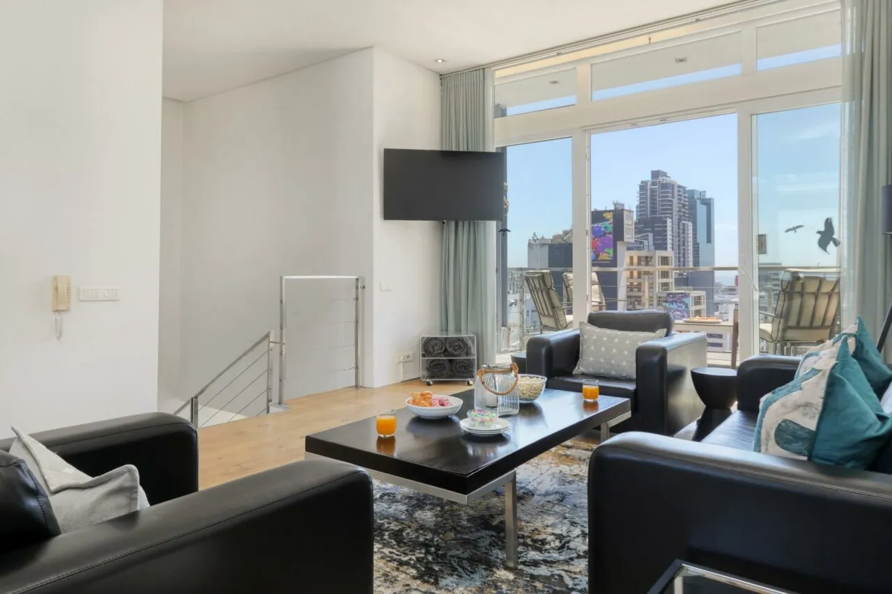 property_290965de-0530-4f7f-8f55-1b33fa11b667_9