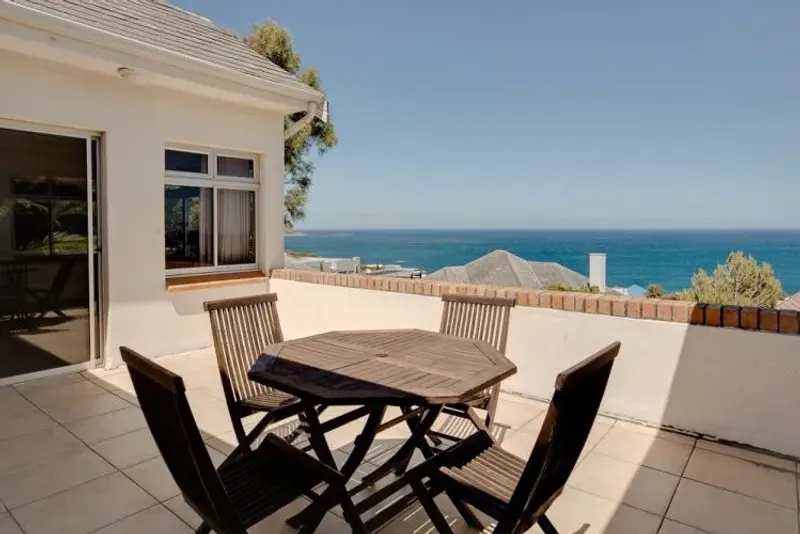 Villa Zara in Camps Bay – photo 6