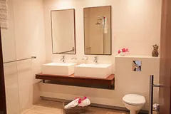 Glen Beach Villas 1 in Camps Bay – photo 9 thumbnail