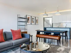 Solis 402 in Green Point – photo 3 thumbnail