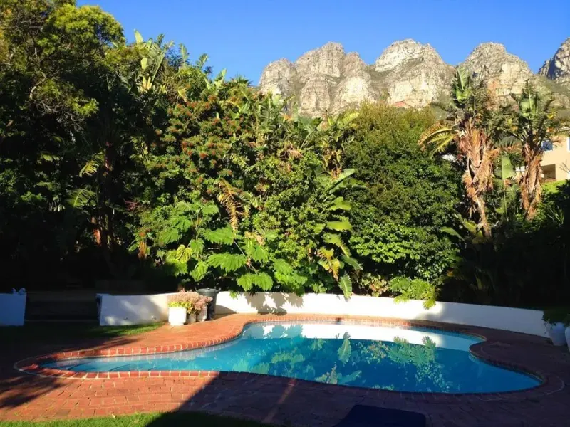 Camps Bay House in Camps Bay – photo 4