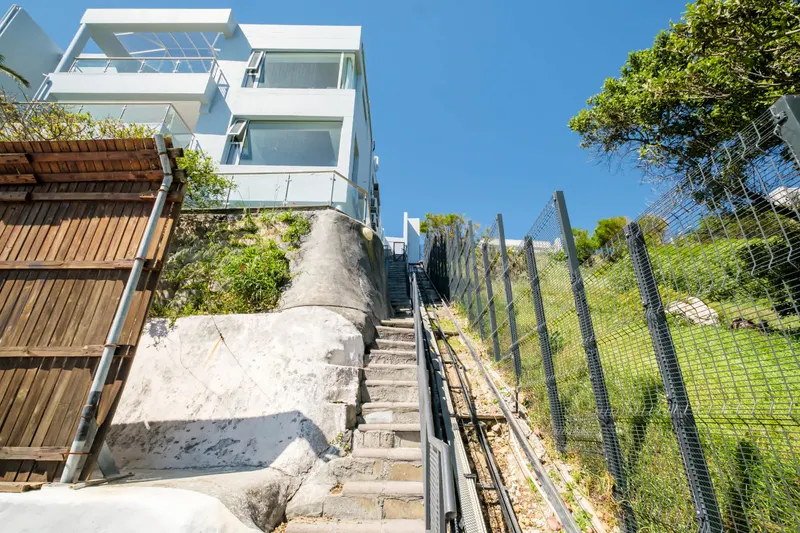Ocean Penthouse Retr in Camps Bay – photo 44