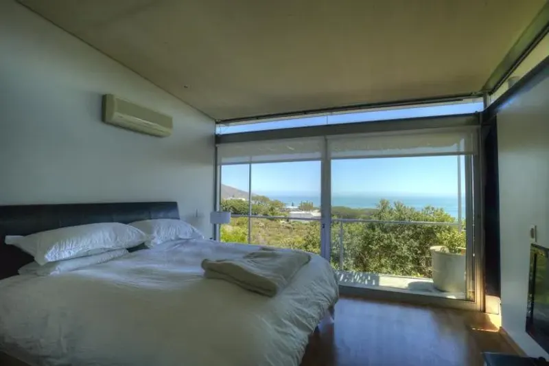Sunset Hideaway in Camps Bay – photo 8