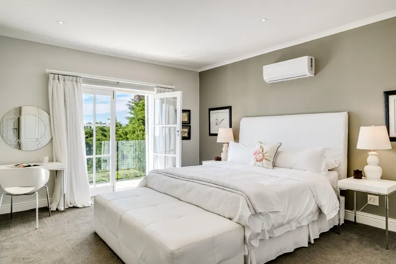 Villa Galazzio  in Camps Bay – photo 12