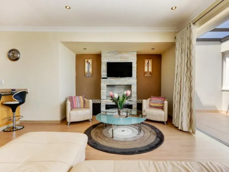 Berkely Place in Camps Bay – photo 12