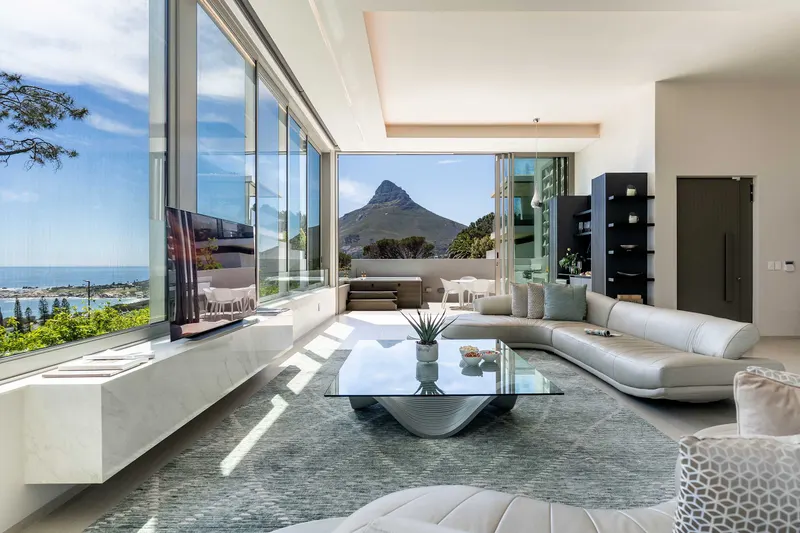 Glass House in Camps Bay – photo 3