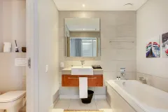 Harbour Bridge 417 in V&A Waterfront – photo 9 thumbnail