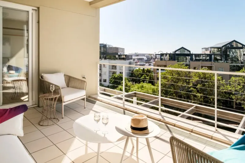 401 Ellesmere in V&A Waterfront – photo 29