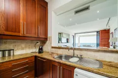 Bali Luxury Suite E in Camps Bay – photo 15 thumbnail