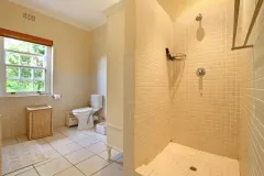 Avenue Bordeaux in Constantia Heights – photo 13 thumbnail