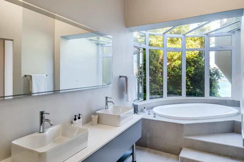 Villa Sevara in Camps Bay – photo 22