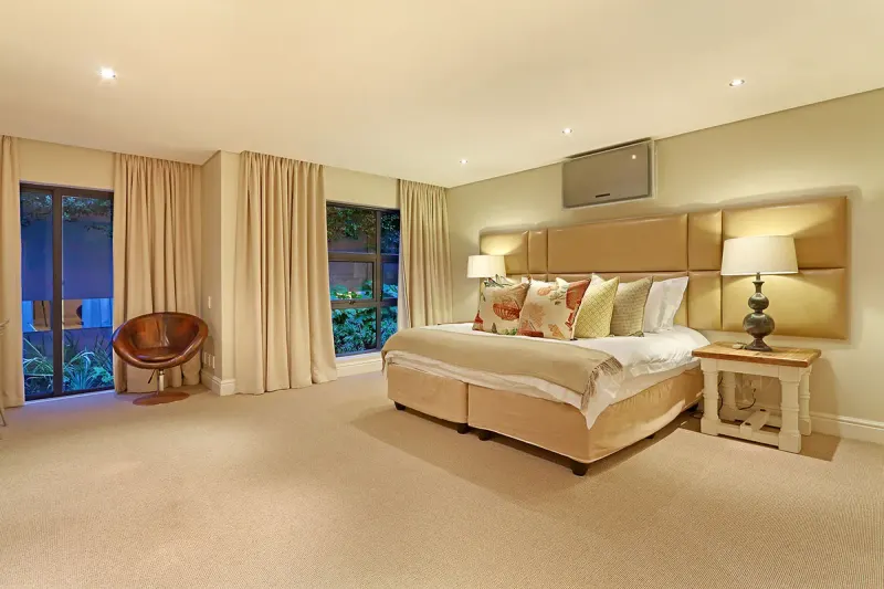Clifton Cove Villa in Clifton – photo 16