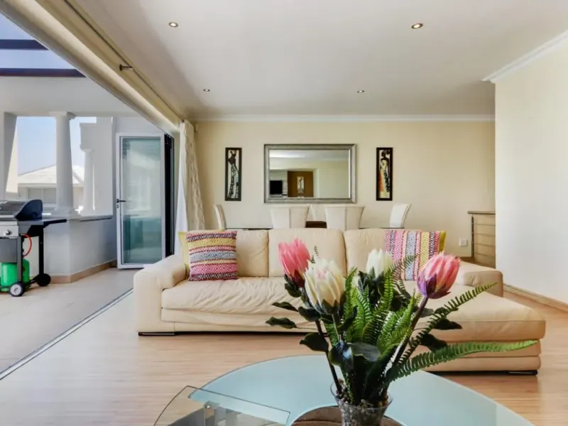 Berkely Place in Camps Bay – photo 25