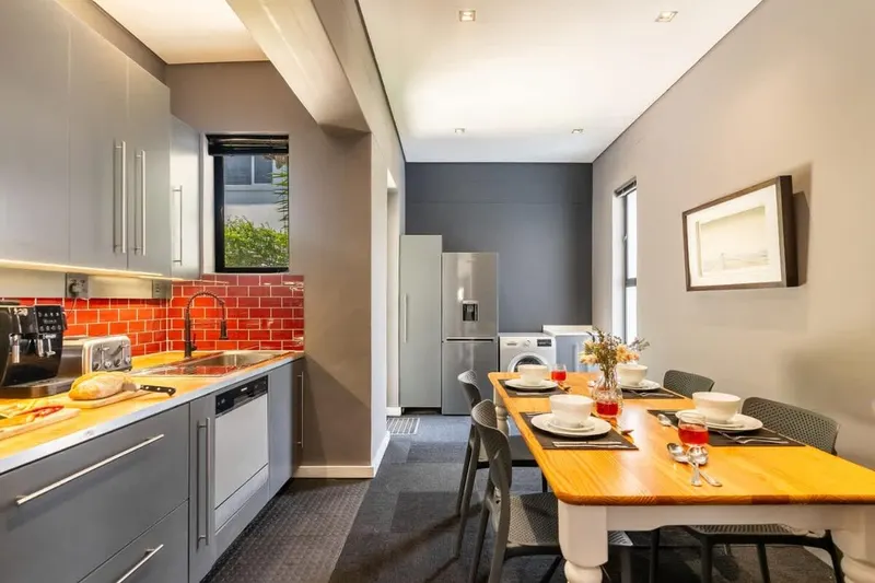 View Talay Apartment in Camps Bay – photo 10