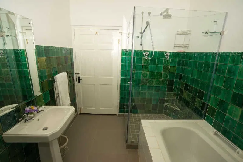 property_2b5766c6-5dc9-4430-821e-6baa63614681_20