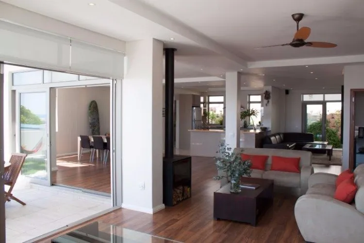 property_2bc3fefe-1497-4792-abb7-c7131969eebc_10