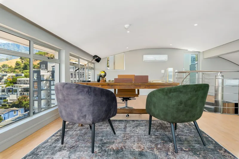Malachite Penthouse  in Green Point – photo 16