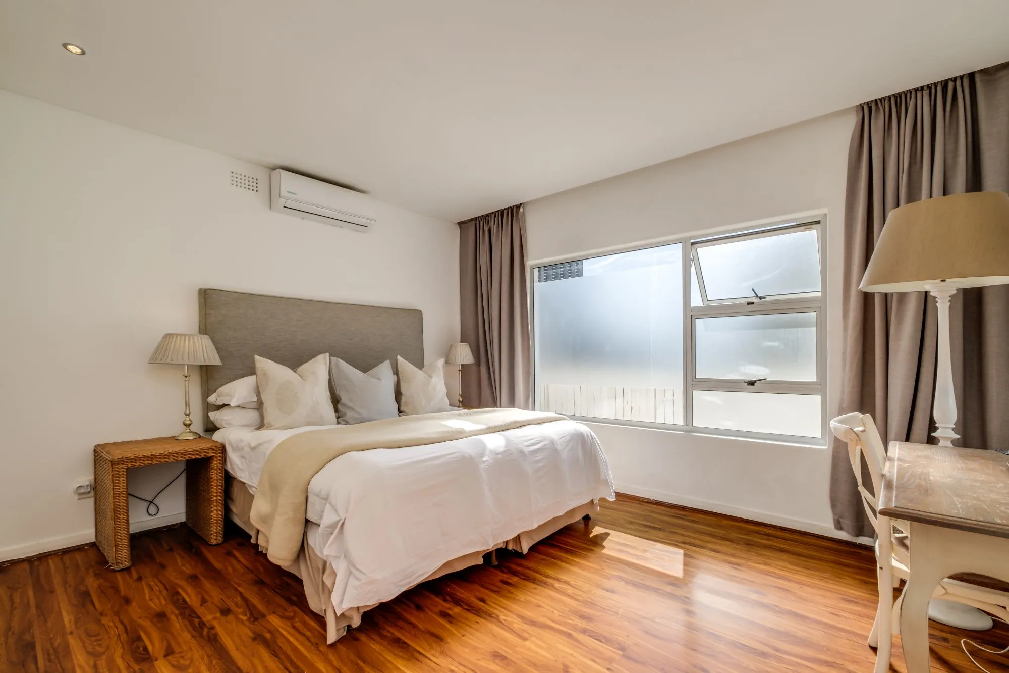 property_2c1921cb-68ba-46d9-9ce7-bf2d379f5e1c_19
