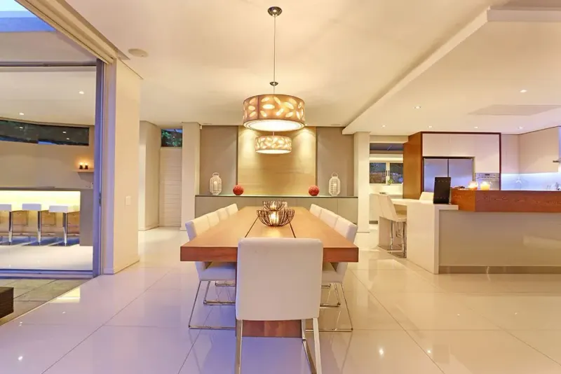 Chepstow Road Villa in Green Point – photo 18