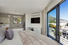 Alpha Penthouse in Green Point – photo 6 thumbnail