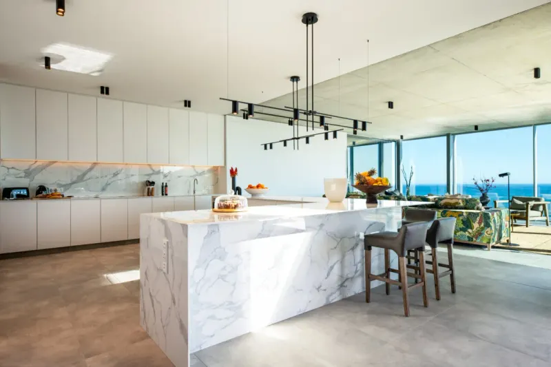 Villa Hyalite in Camps Bay – photo 1