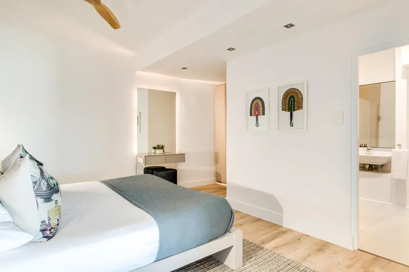 Sapphire Tide Suite in Camps Bay – photo 16