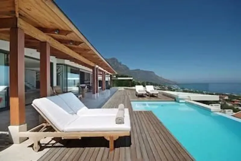 Villa Ava
