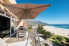 Seasonsfind - Sunset in camps bay – photo 4 thumbnail