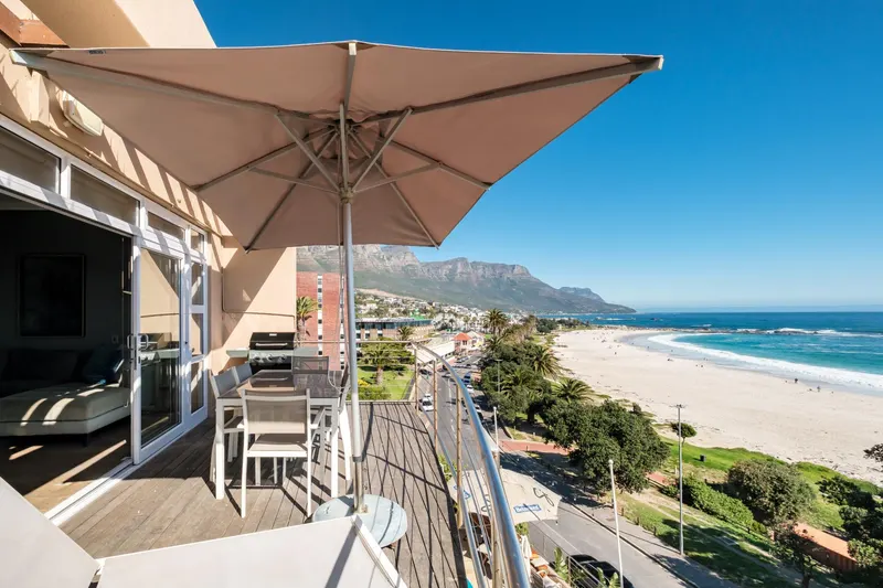 Seasonsfind - Sunset in camps bay – photo 4