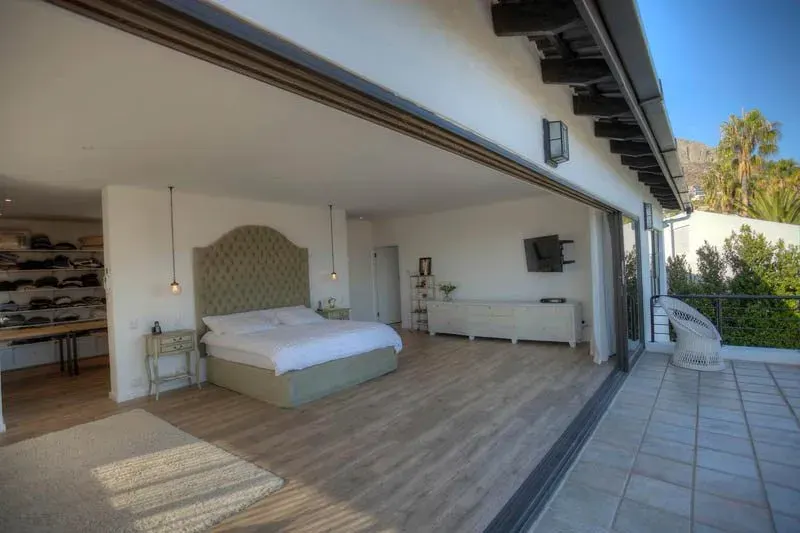 Borbeaux Villa in Sea Point – photo 18