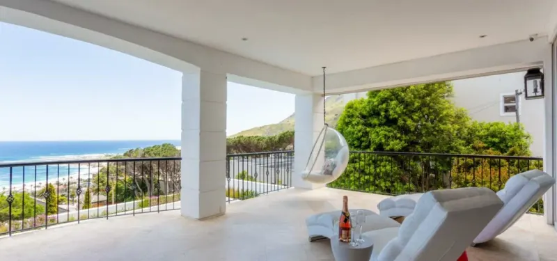 Casa Blanca in Camps Bay – photo 6