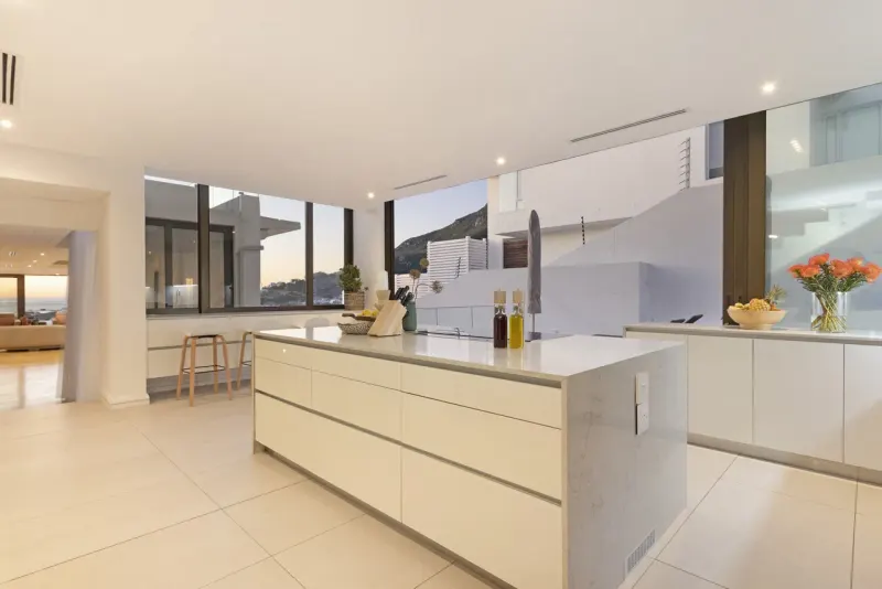 24 Geneva Unit B in Camps Bay – photo 22