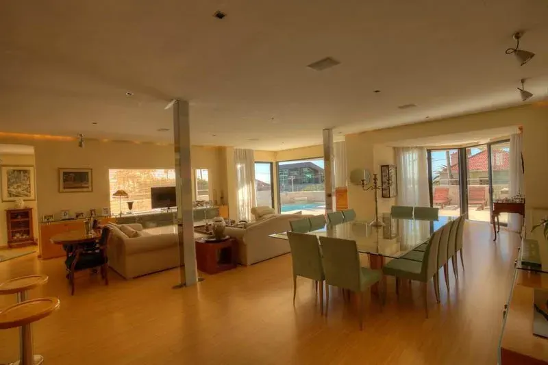 321a Ocean View Drive in Fresnaye – photo 2